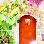 Rafaela Old Town Apartman Rhodes City