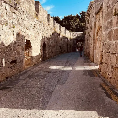 Daire Rafaela Old Town